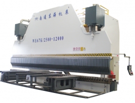 WE67K-2500T12000 CNC Press Brake WE67K-2500T12000 CNC Press Brake